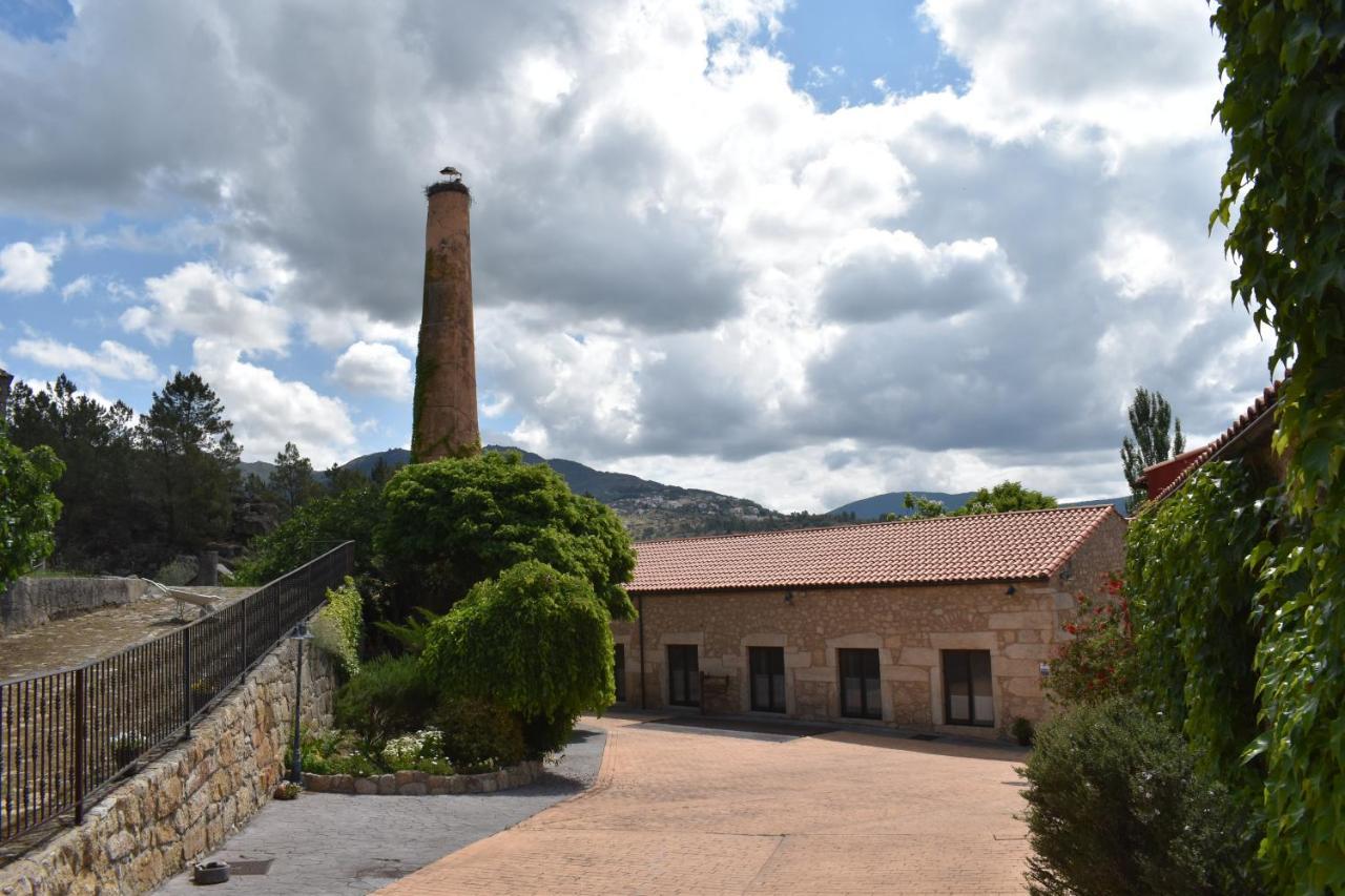 Hotel Rural A Velha Fabrica Valverde del Fresno Exterior photo